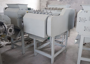 Commercial Cashew Nut Breaking Machine High Efficiency Simple Operation