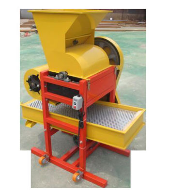 Large Capacity Food Industry Equipment Electric Peanut Sheller 2.2kw Power